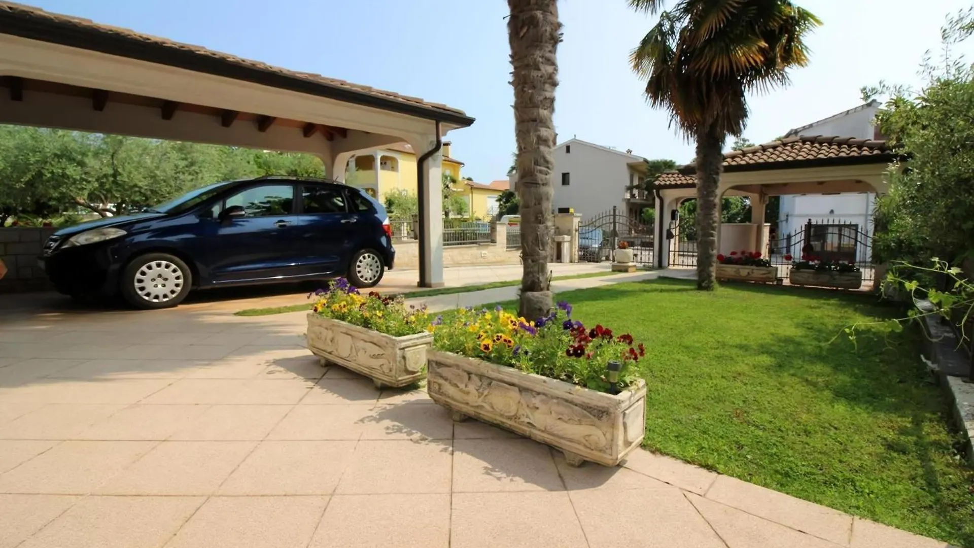 Daire Studio Vista 1 Fuer 2 Personen Mit Garten Und Grill Poreč Hırvatistan